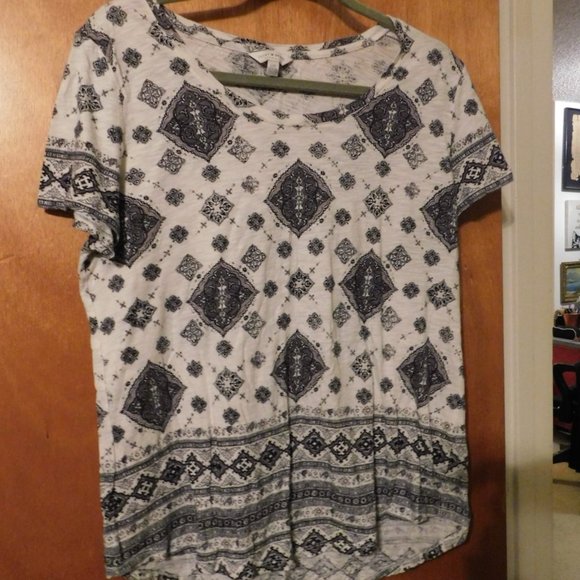 Lucky Brand Black, White and Gray Geometric Boho Cotton Tshirt Large - Picture 1 of 3